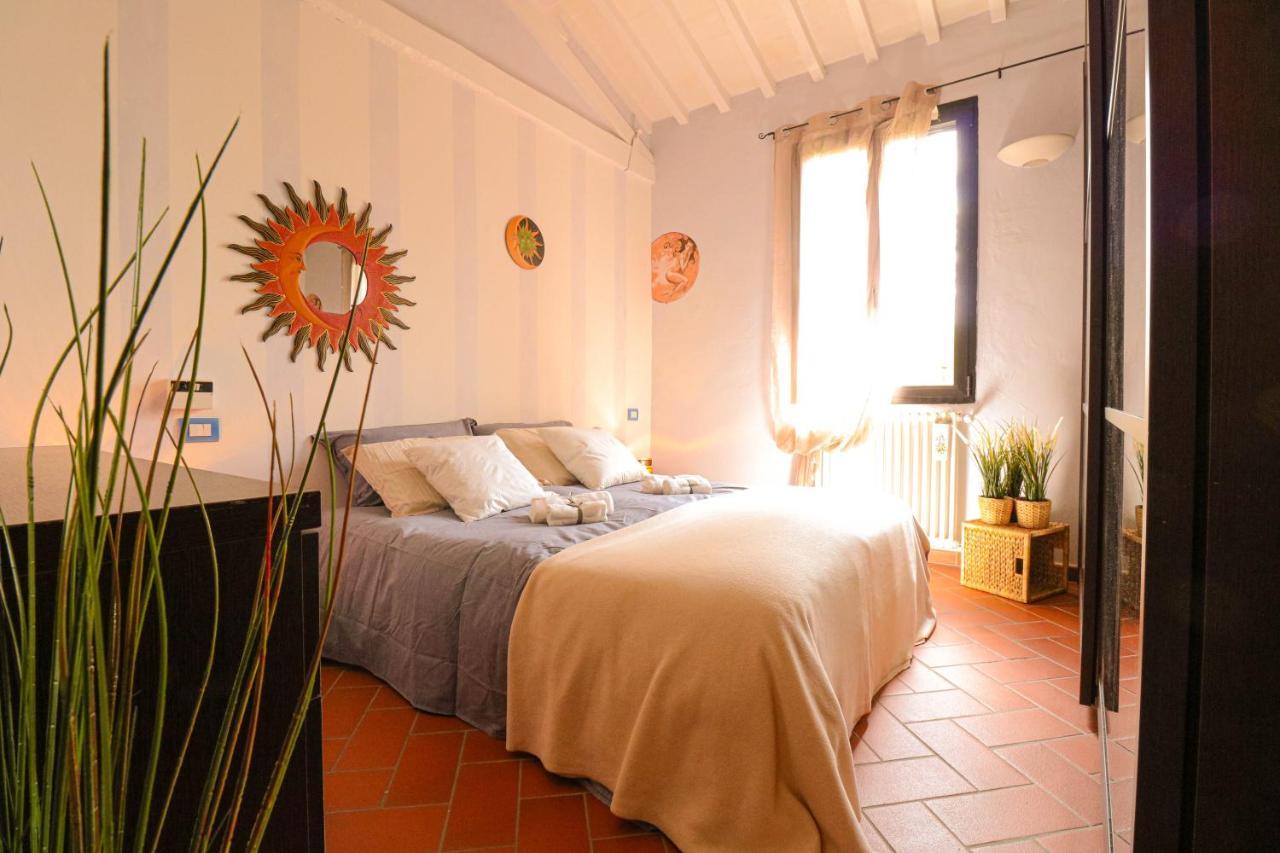 トッリータ・ディ・シエーナ Casale Val D' Orcia- Relax E Lusso In Piscinaヴィラ エクステリア 写真